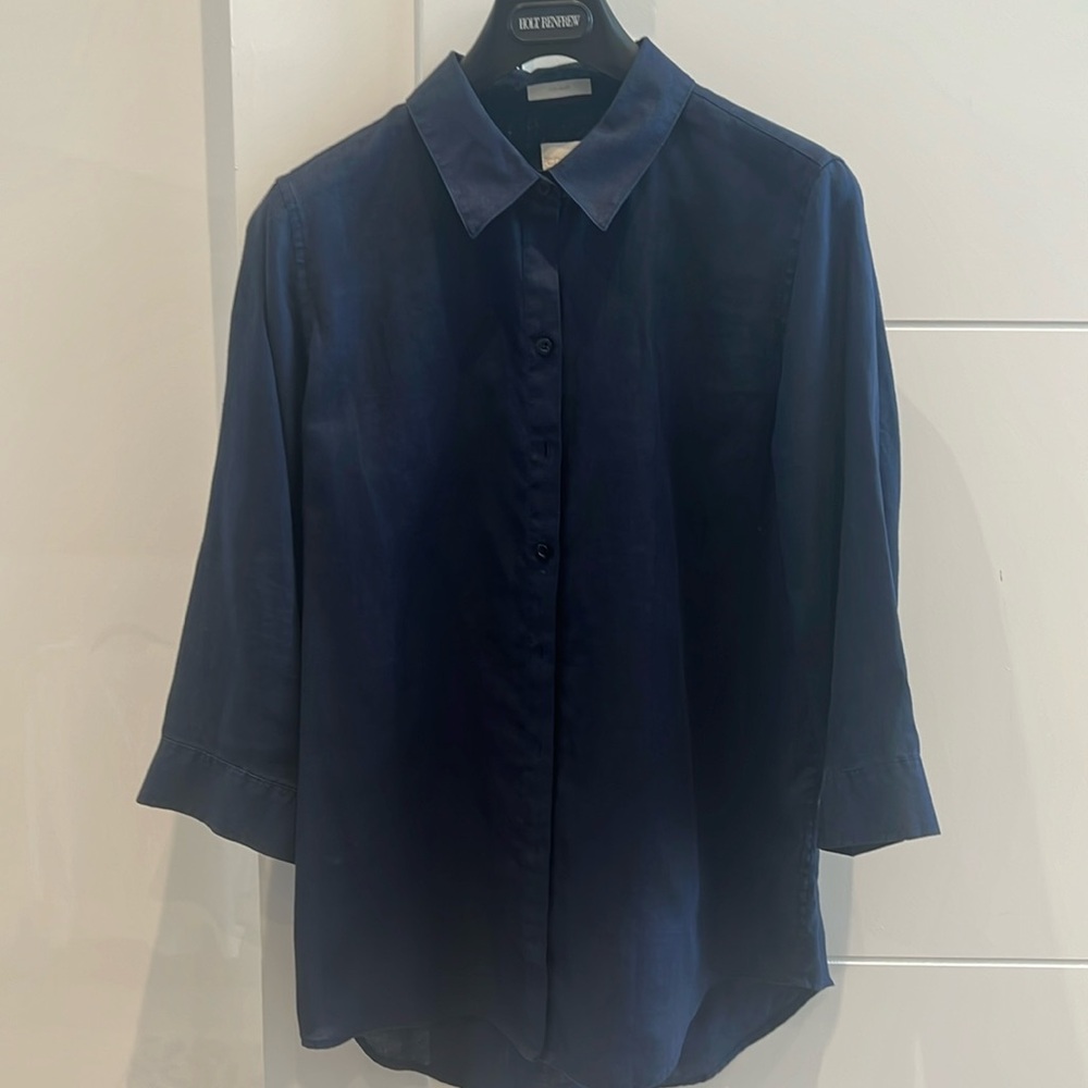Chico’s Navy Blue No Iron 3/4 sleeve tunic